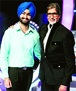 Surteg Singh Chahal with Amitabh Bachchan on the sets of KBC