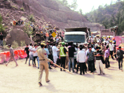 Unemployed youth clash with workers of Leighton Wellspun Construction Ltd and police at Nashri on Saturday.