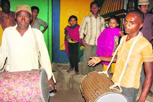 Sidhi descendants of African immigrants share the wealth of wildlife in Gir