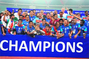 The Indian team with Nehru Cup trophy. India beat Cameroon in the finals