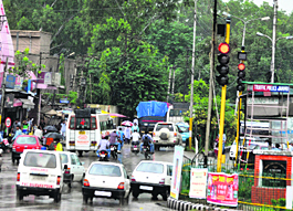 With traffic policemen remaining absent, vehicles jumped signals at the busy Bikram Chowk, adding to the traffic chaos in Jammu on Monday.