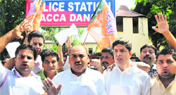 BJYM activists protest outside the Pacca Danga police station in Jammu on Wednesday. Tribune photo: Inderjeet Singh