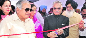 Governor Shivraj V Patil inaugurates the two-day mega medical camp at Badal village on Sunday as Chief Minister Parkash Singh Badal, Health Minister Madan Mohan Mittal, MP Harsimrat Kaur and CPS (Health) Navjot Kaur look on. 