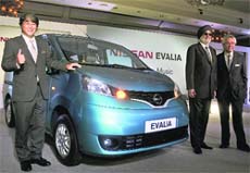 Nissan Motor India MD & CEO Takayuki Ishida (L), corporate VP Toru Hasegawa (R) and Hover Automotive MD G.M.Singh pose with the newly unveiled Nissan Evalia in New Delhi on Tuesday. The 7-seater multiutility vehicle, equipped with a 1.5 litre four-cylinder engine, reverse parking camera and several fuel efficiency and safety features, comes with a starting price of Rs 8.49 lakh. 