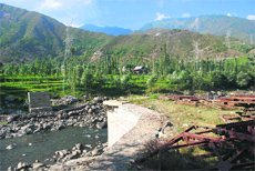 Slow pace of work on a bridge over the Jehlum on the Srinagar-Muzaffarabad road has been causing inconvenience to the residents of areas bordering Uri in Baramulla. 