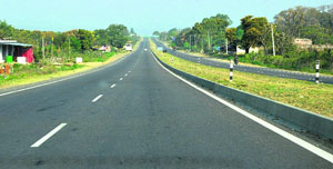 A view of the Jammu- Pathankot highway