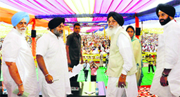 From Left: Cabinet Minister Janmeja Singh Sekhon, Deputy CM Sukhbir Badal, Chief Minister PS Badal, Lok Sabha MP Harsmirat Badal and Revenure Minister Bikramjit Singh Majithia at a rally in Maur on Thursday.