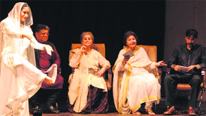 Zakia Zaheer recites the poetry of Faiz Ahmed Faiz in Dehradun on Tuesday evening. 