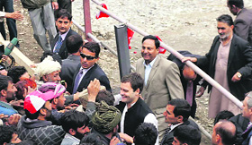 Rahul Gandhi shakes hands with people in Sonamarg.