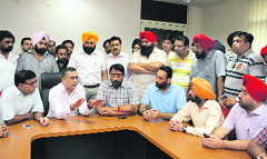 Property dealers and colonisers of the city hold a meeting with Mayor Sunil Jyoti, CPS KD Bhandari and MC Commissioner Vinay Bublani in Jalandhar on Saturday.