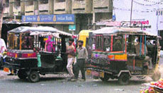 Illegal autos continue to ply in Ludhiana.