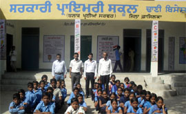 Students of Government Primary School at Dhaani Bishesharnath.