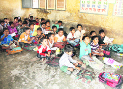 Students of Government Elementary School, Kishanpura; 
