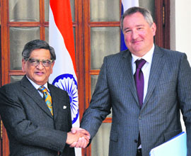 Russian Deputy Prime Minister Dmitry Rogozin with Foreign Minister SM Krishna in New Delhi on Monday.