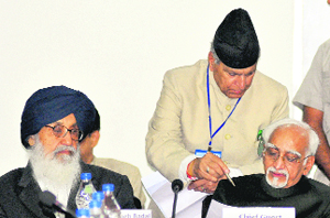 Vice-President Hamid Ansari and Punjab CM PS Badal during a seminar at the CRRID, Chandigarh
