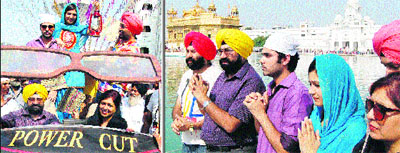 Jaspal Bhatti, his wife Savita Bhatti and cast of movie Power Cut during a promotional campaign in Amritsar; and (right) the movie stars pay obeisance at the Golden Temple