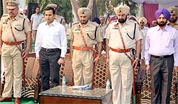 Deputy Commissioner Kamal Kishore Yadav (second from left) and SSP Ravcharan Singh Brar (in the middle) along with other senior police functionaries during the Commoration Day function held at the Police Lines in Bathinda on Sunday