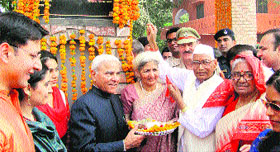 Governor Jagannath Pahadia inaugurates a yagyashala at Ladwa (Kurukshetra) on Sunday.