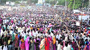 A large number of guests at Rishikul Ground from 
