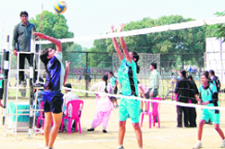 Players in action during a volleybal match in Amritsar on Saturday. Photo: sameer sehgal