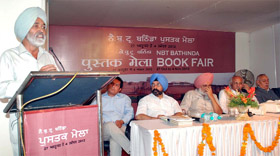 The Kavi Darbar in progress at the NBT book fair on Sunday.