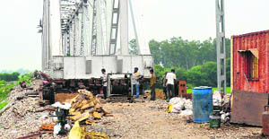 Work on the Chandigarh-Ludhiana railway link is running behind schedule. 