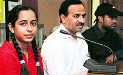 Akansha Sharma, who bagged a place among of five winners of TV show Hindustan ke hunarbaz, interacts with media in Jalandhar on Sunday