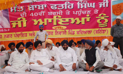 (From left) SAD leader Balwant Singh Ramoowalia, irrigation minister Janmeja Singh Sekhon and other leaders gathered at village Badiala to pay tributes to Sant Fateh Singh. A Tribune photograph