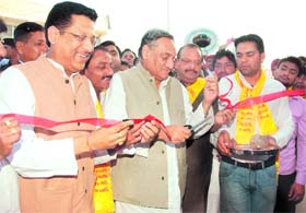 Chief Minister Vijay Bahuguna inaugurates a shobha yatra on Valmiki Jayanti in Dehradun on Tuesday