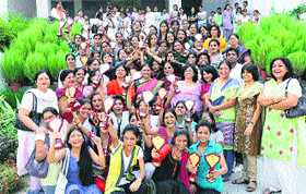 Students of Geeta Vidya Mandir Girls College, Sonepat, with Principal Jyoti Juneja and college staff.