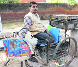 Victim Jagannath Moriya at his roadside vend in Chandigarh.