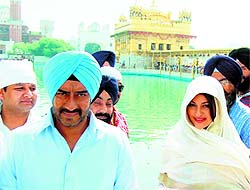 'Son of Sardaar' actors Ajay Devgn and Sonakshi Sinha had visited the Golden Temple on October 10. The film is set to be released on Divali