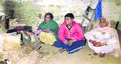 Varinder with his relatives at MIthapur village.
