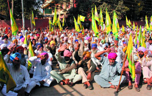 Members of the BKU (Ekta-