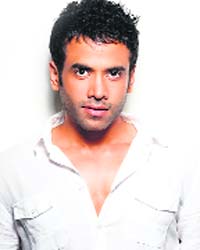 Tusshar Kapoor