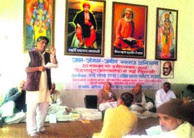 Agitating villagers of Kunao talk to members of the Uttarakhand Sarvodaya Mandal, who supported the dharna in Rishikesh on Tuesday