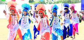School students perform bhangra