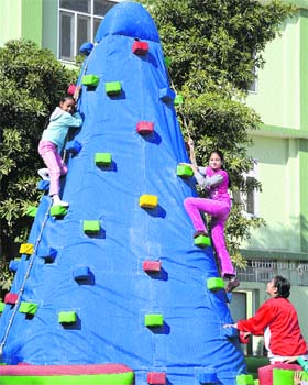 Students participate in Festival of Multiple Intelligences at Guru Nanak school in Ludhiana