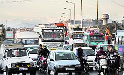 A huge traffic jam on a Jammu road