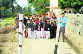 Children at Burli Kothi village in Palampur
