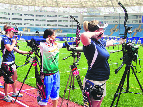 Gagandeep Kaur’s (centre) focus is on the 2014 Asian Games. It is for the first time that compound archery has been included in the Asian Games