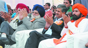 Guests of honours give a round of applause to the participants of the youth fest organised at the DAV School in Bathinda on Sunday.