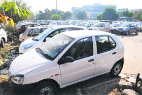 The haphazardly parked cars at the ISBT-43 parking lot in Chandigarh