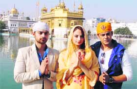 Anuj Puri, Zoya Afroz and Nav Bajwa pay obeisance at the Golden Temple on Sunday.
