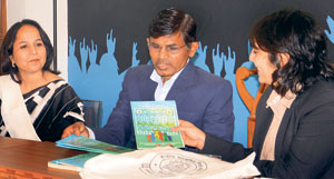 RJ Khanderao (centre), regional officer, CBSE, introduces values education kit at The Gurukul, Sector 20, Panchkula on Monday.