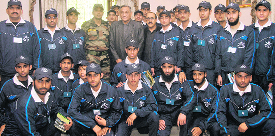 Chief Minister Vijay Bahuguna with students of Bhaderwah Degree College of Doda, 