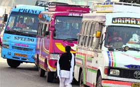 Drivers driving without uniforms in Jammu.