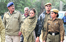 Former Municipal Council president Veena Jhamb being taken to court in Hisar 