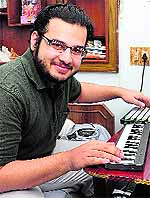Siddharth loves experimenting with new beats