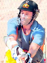 Michael Hussey